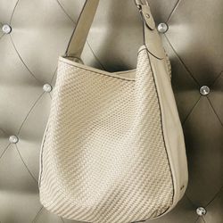 COACH Park Avery Leather Woven Large Ivory Gold Shoulder Bag.