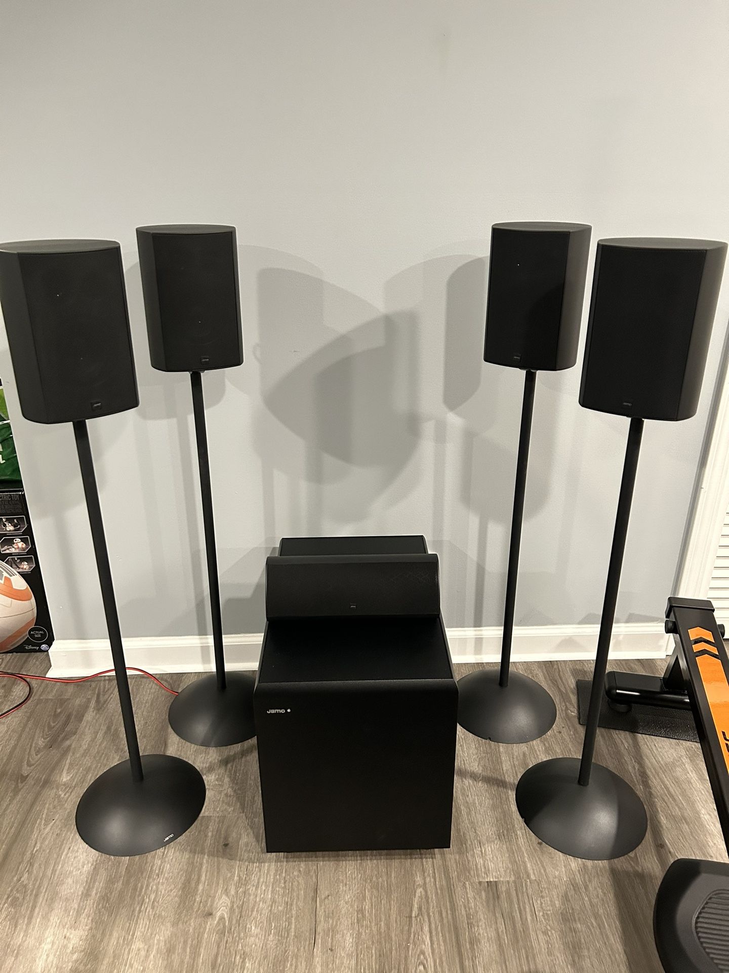 Jamo(by Klipsch) Surrounds Sound Speakers (100W) and Subwoofer Set & Stands. A330 , A3CEN, A3SUB.3
