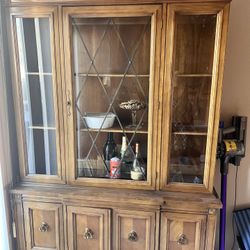 China Cabinet Thomasville 