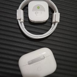 Apple Airpods Pro Wireless Earbuds