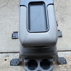 99 to  06 GMC/ Chevrolet jump seat