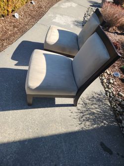 2 comfortable chairs 