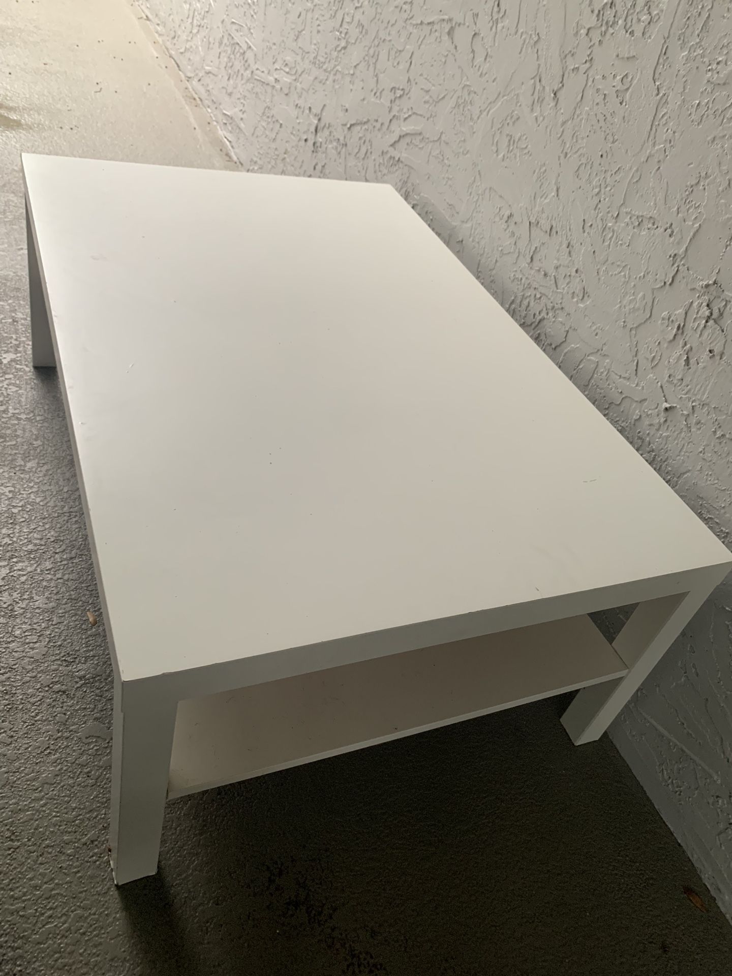 Coffee Table (white) With Storage Shelf