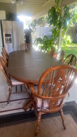 Dining table solid oak