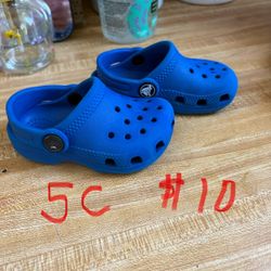 Blue toddler crocs size 5