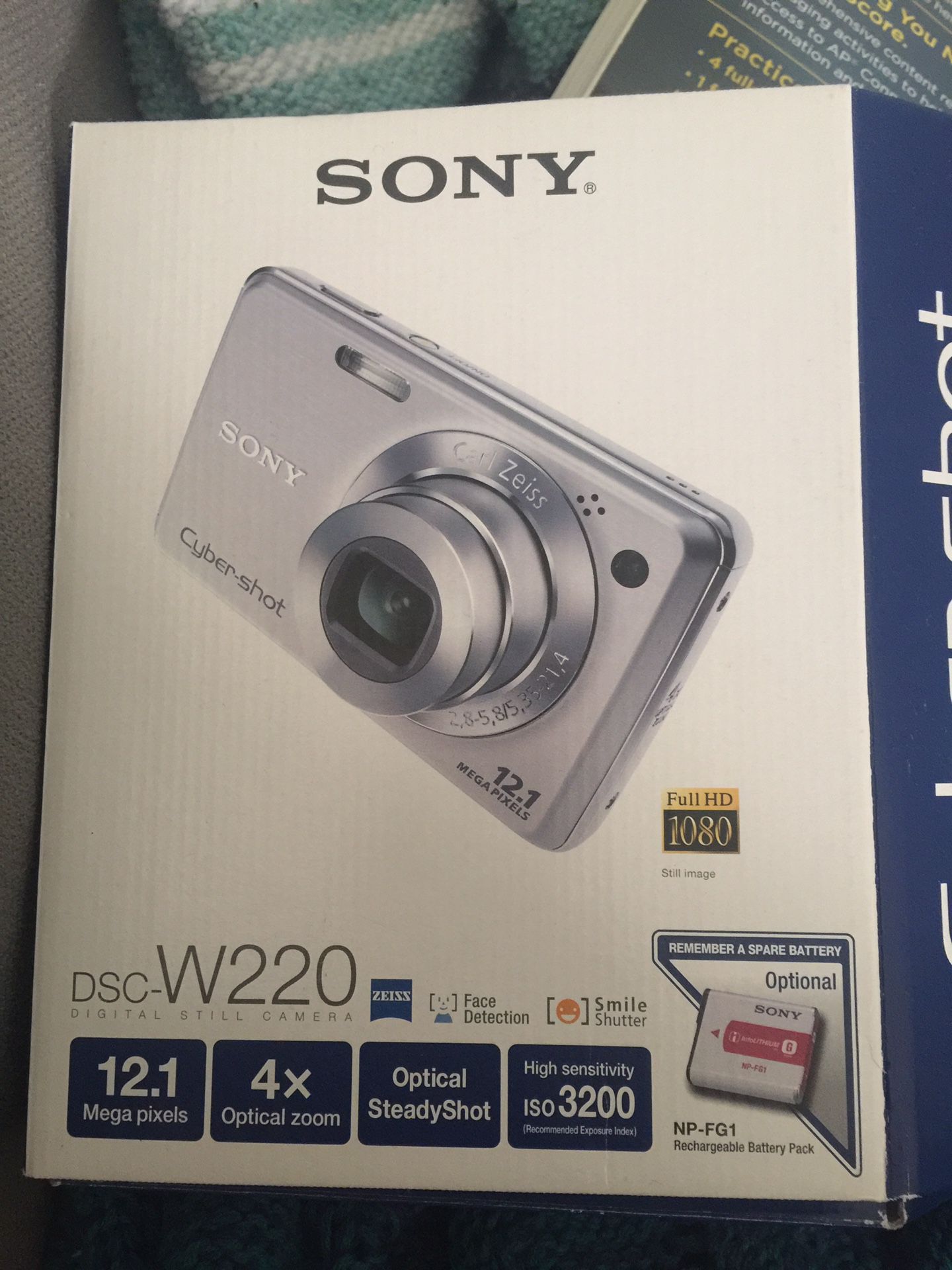 Sony Cyber-shot DSC-W220 camera for Sale in North Las Vegas, NV - OfferUp