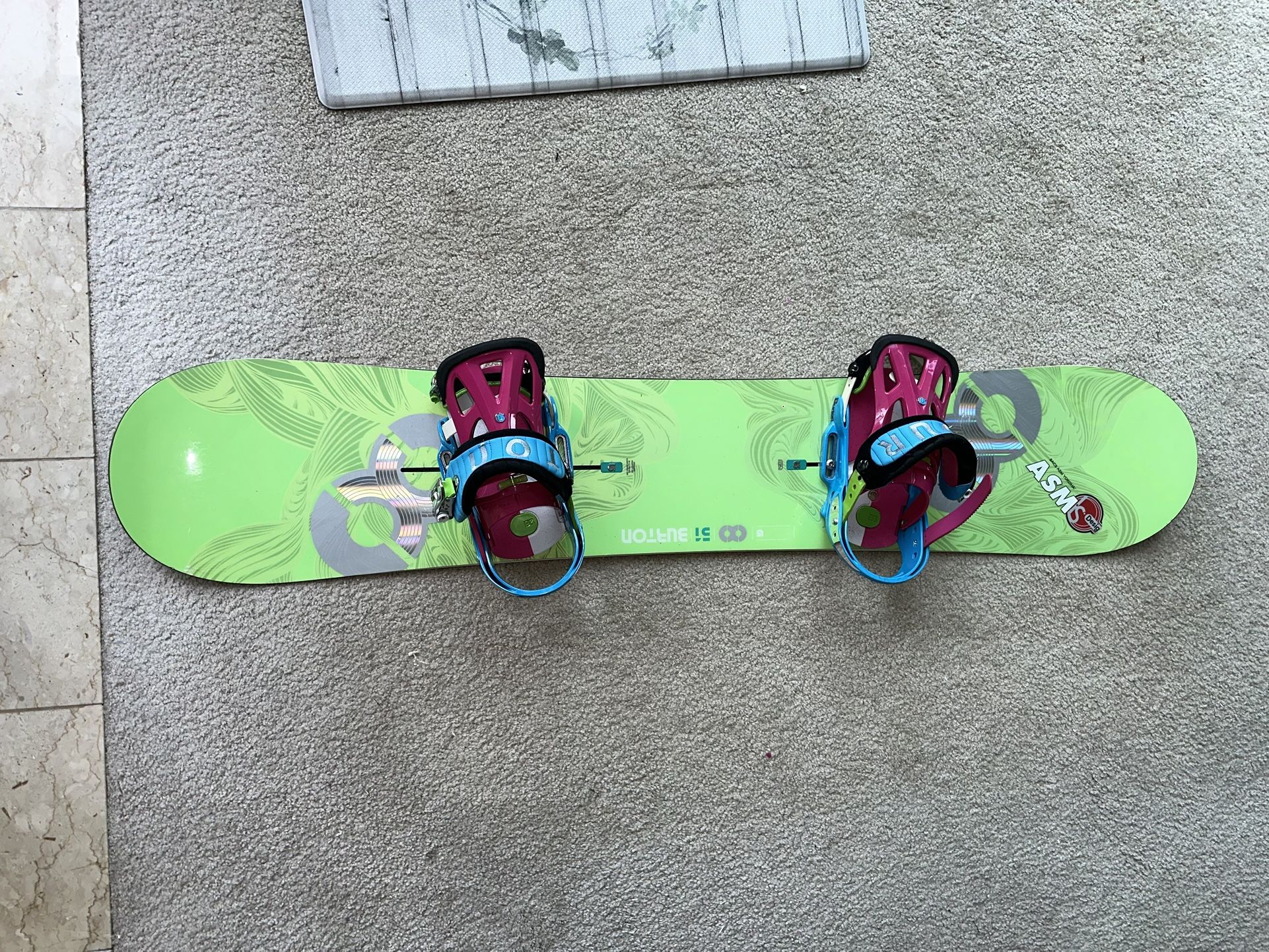 Burton X8 Channel Snowboard (Lime) - Blem 2009 SIZE 151 With Bindings