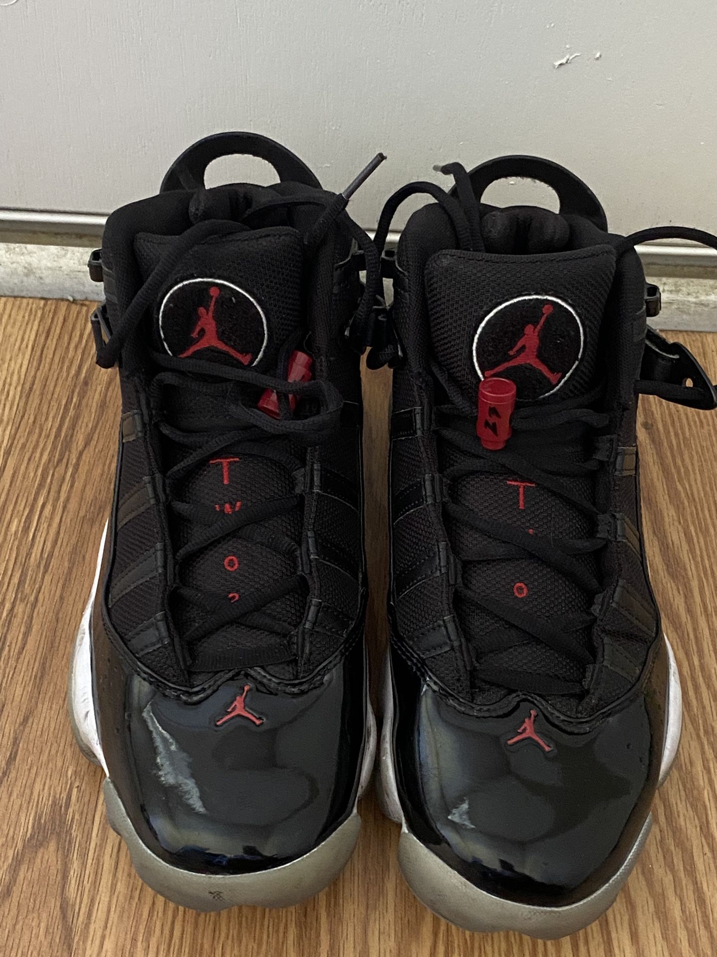 6 Ring Shoes