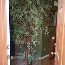 8' Artificial Tree