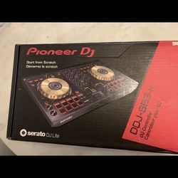 Pioneer DJ Mixer 