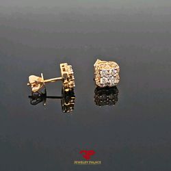 10K Gold and 0.69 CTW Diamond square earring