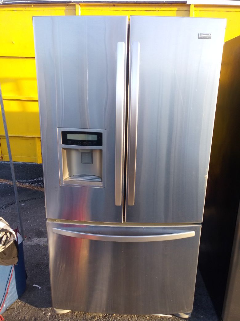 Kenmore French door refrigerator/ 3 month warranty and free local delivery