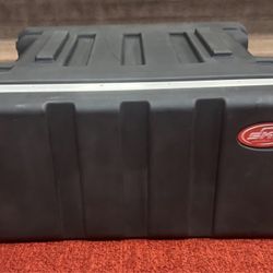 SKB 4 Space Roto Rack