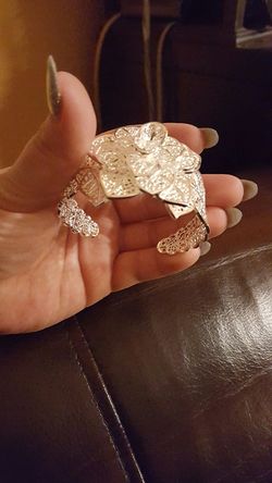 Rose sterling silver bracelet