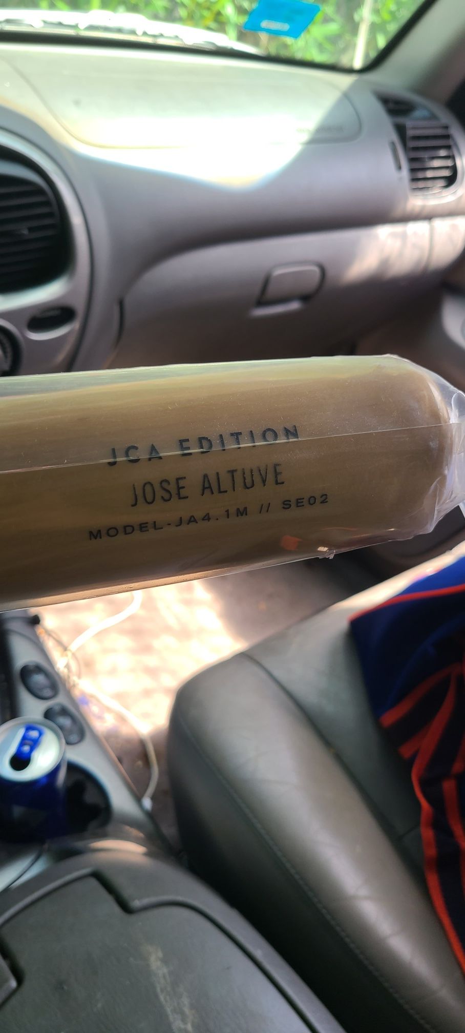 Jose Altuve signature edition baseball bats