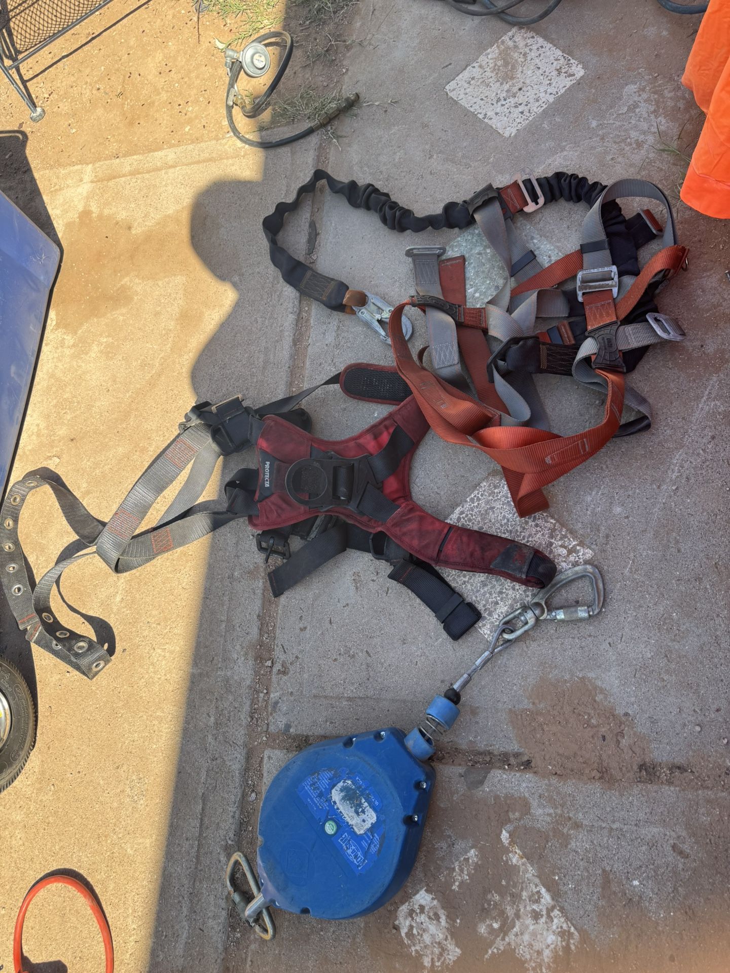 Ultra-Safe Self-Retracting Lifeline – 60 ft Cable Fall Protection