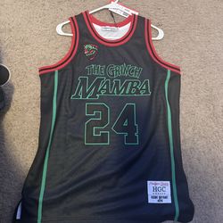 The Grinch Kobe jersey Size: Medium