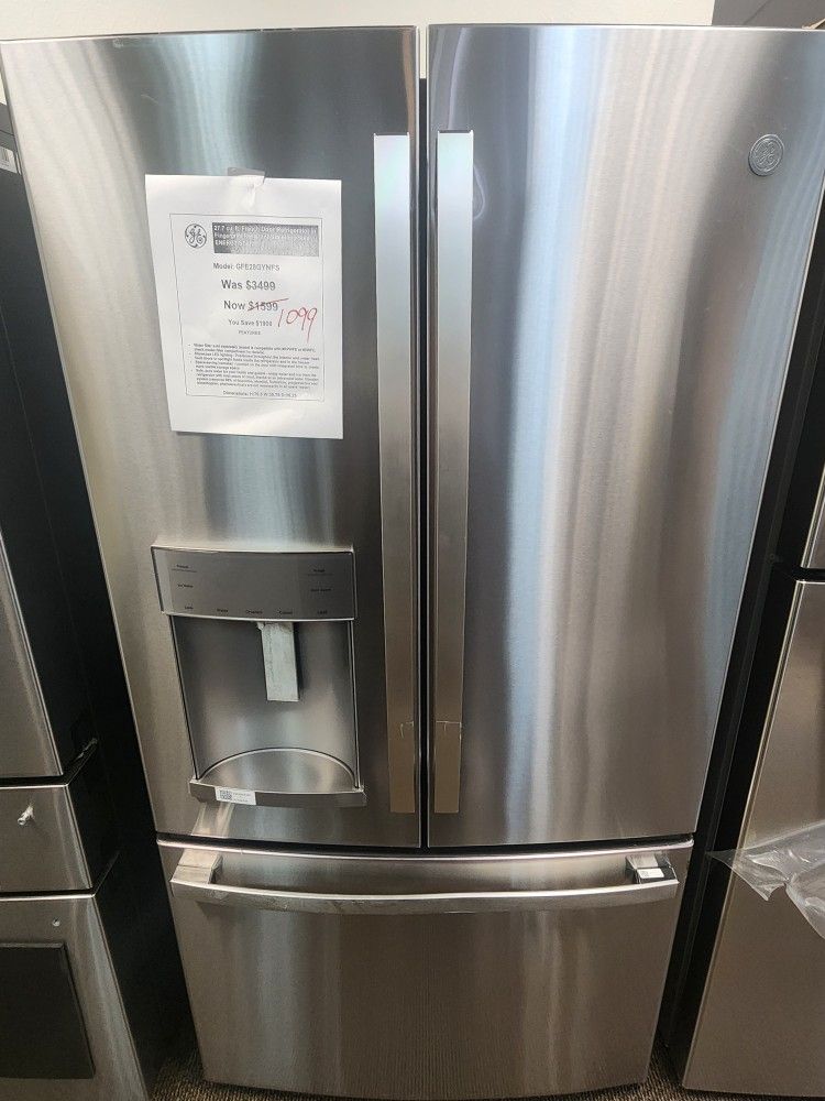 27.7 cu. ft French Door Refrigerator in Fingerprint Resitant stainless steel ENERGY STAR