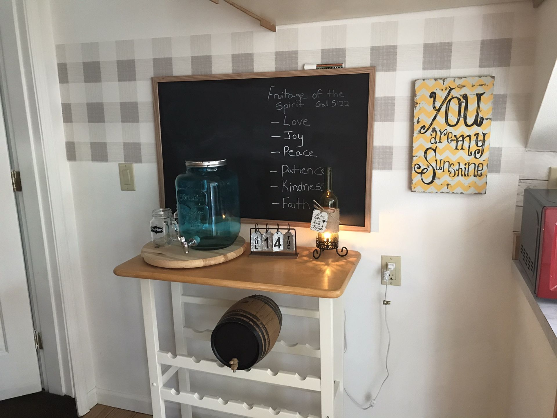 Only listing for wine rack
