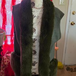 Green Fleece Vest with Faux Fur Trim