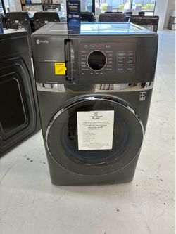 SCORE BIG⚽️ THIS SUMMER🌞 SAVE UP TO $1500 on a Smart Ultrafast Electric Washer & Dryer Combo