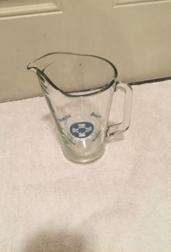 64 oz glass pitcher