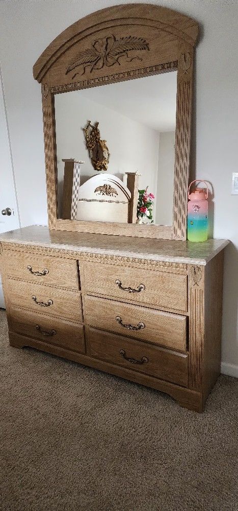 Queen Size Bedroom Set
