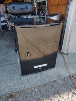 Mini Fridge / Wine Cooler for Parts