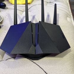 ASUS - RT-AX82U AX5400 Dual-Band WiFi 6 Router - Black