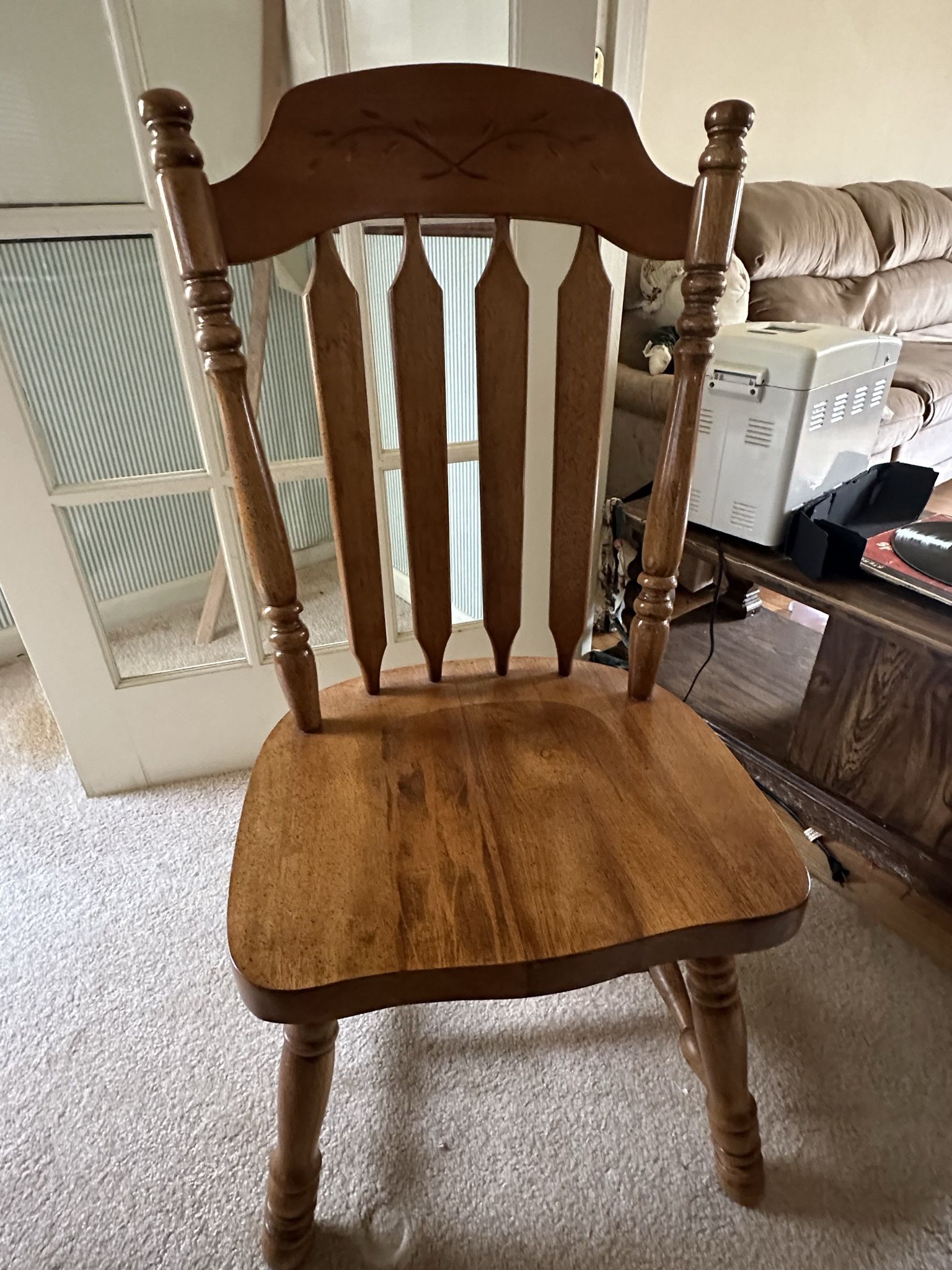 Rocking Chair In GREAT condition!!!! MUST GO TODAY! $50