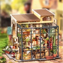 DIY Miniature Flower Shop Dollhouse Kit