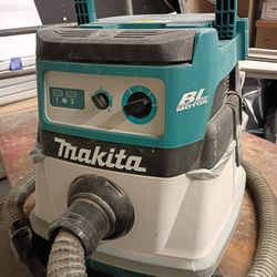 Makita Hypa-vac 