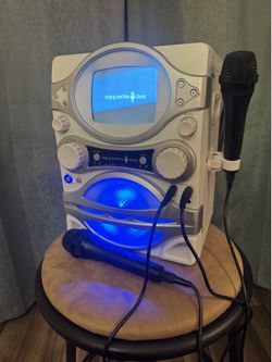 Singing karaoke machine