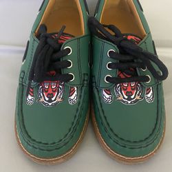 New Gucci Boy Toddler Green Leather Shoes Loafer w/Red Animal Print Size 25