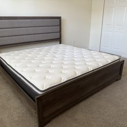 King size Bedroom set 