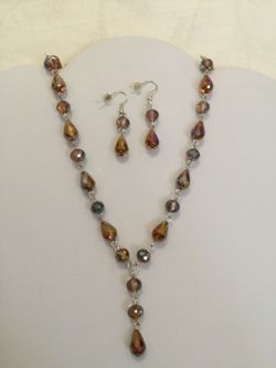 Glass Beads Necklace Earrings Set