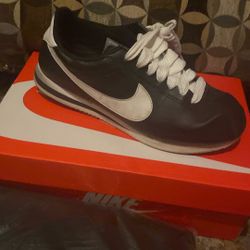 Nike Cortez
