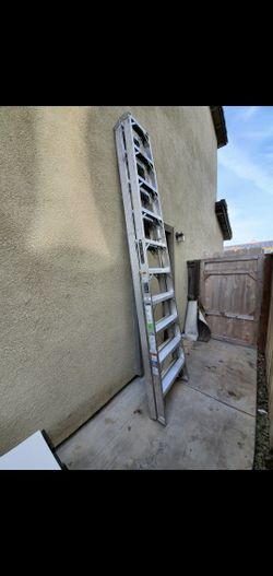 Louisville 10ft Ladder