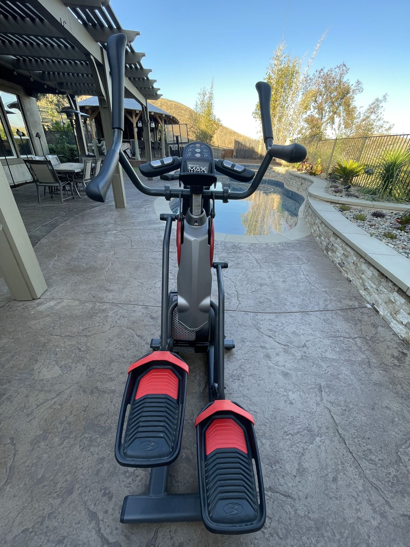 BowFlex Max Trainer M5