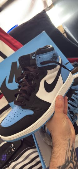 Unc Jordan 1s
