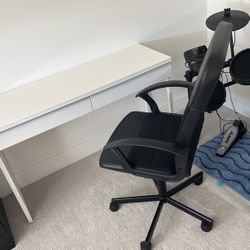Desk And Chair 
