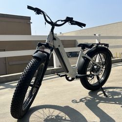 SISIGAD Warrior 1074 Fat Tire E-Bike – Black or White