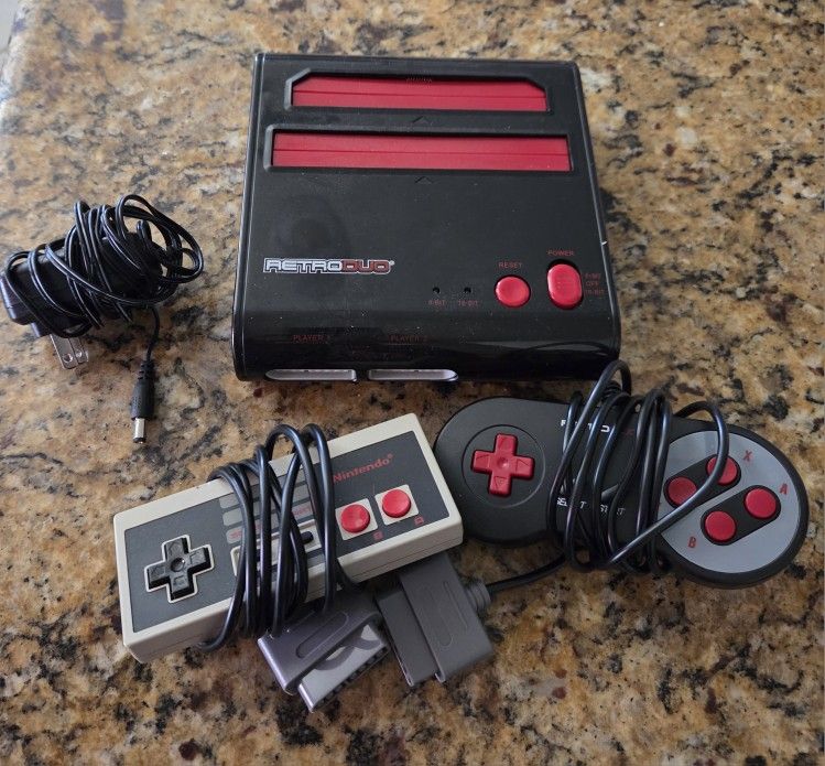 RetroDuo Plays Nintendo and Super Nintendo