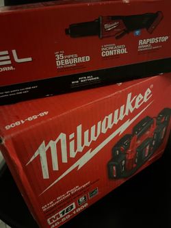 Milwaukee Battery Charger Set