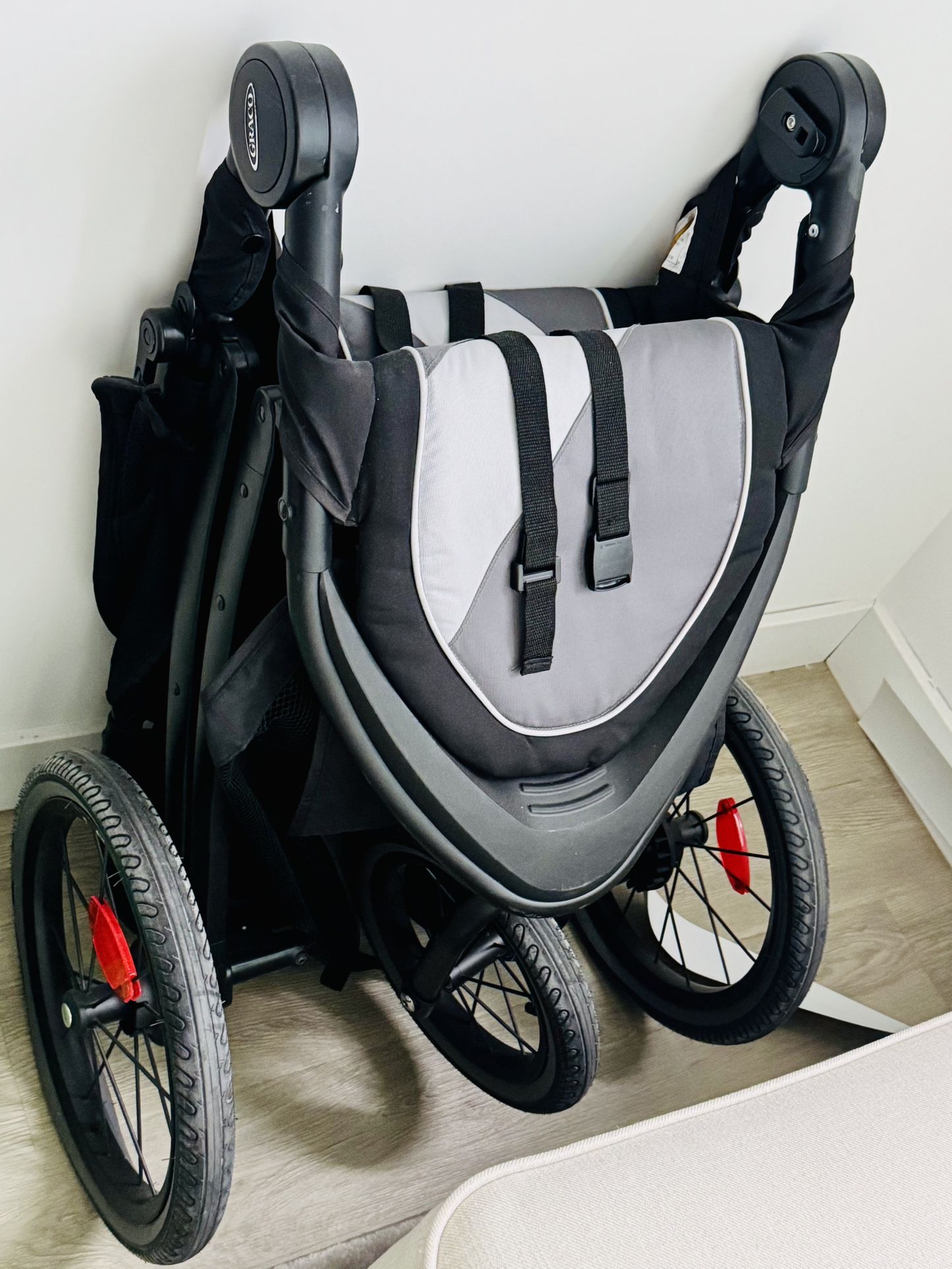 Graco FastAction Jogger LX Stroller