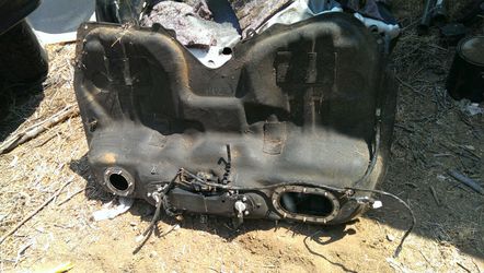 2006/2007 Subaru Impreza 2.5i Fuel tank