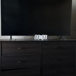 Brown Wooden Dresser 