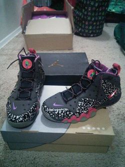 Galaxy Barkley size 8.5