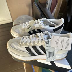 Adidas Womens Run 70s 2.0 Size 9