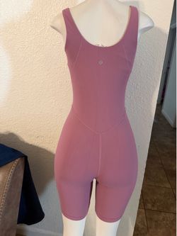 Women’s lululemon romper size 6